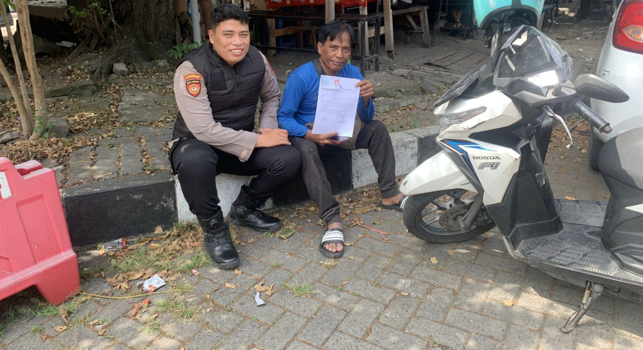 Polres Pelabuhan Tanjung Perak Dekatkan Pelayanan Lewat Program SPKT Door to Door