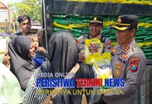 Polres Sampang Dukung Stabilitas Pangan dengan Program Beras Murah