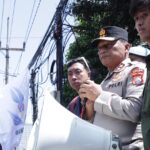Kapolda Jatim Temui Aksi Massa Unras di Depan Mapolda Jawa Timur