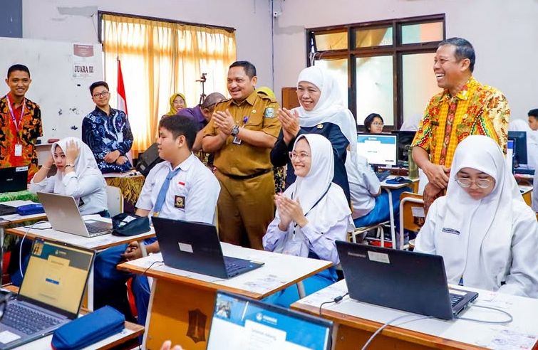 Khofifah Harap Standar Kompetensi Siswa Terukur Jelas