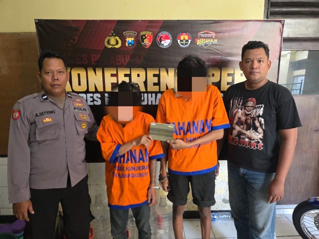 Polsek Kenjeran Amankan Dua Pelaku Penipuan dan Penggelapan Sepeda Motor