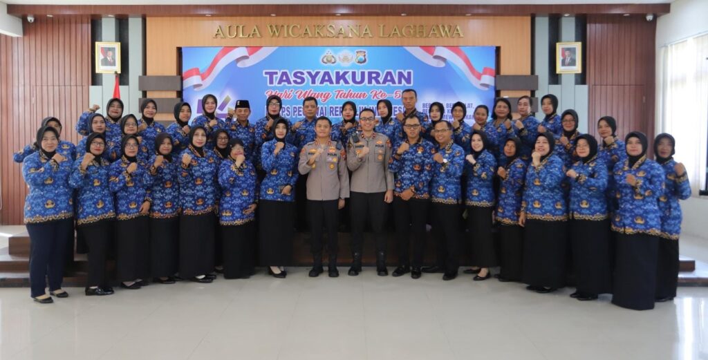 HUT KORPRI ke-54, Kapolres Gresik Ajak ASN Jaga Keikhlasan dan Solidaritas Kebangsaan