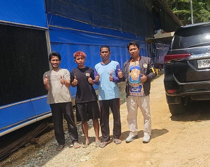 Kabiro H. Alfarizi Hijrah ke Pacitan, Sukses Kembangkan Usaha Ternak Ayam di Tulakan