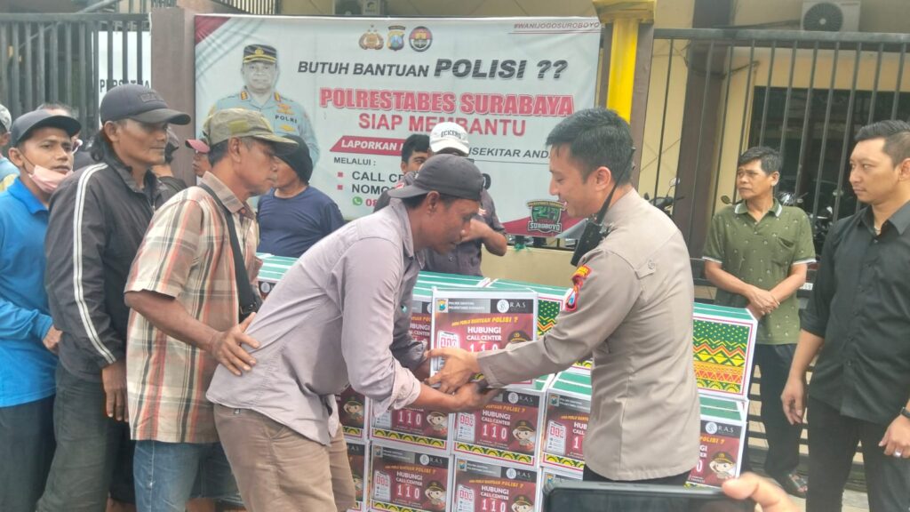 Polsek Genteng dan RAS Law Firm Pererat Sinergi Lewat Aksi Kemanusiaan