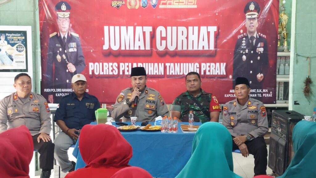 Jumat Curhat,Polres Pelabuhan Tanjung Perak