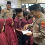 Polres Pelabuhan Tanjung Perak Santuni Anak Yatim