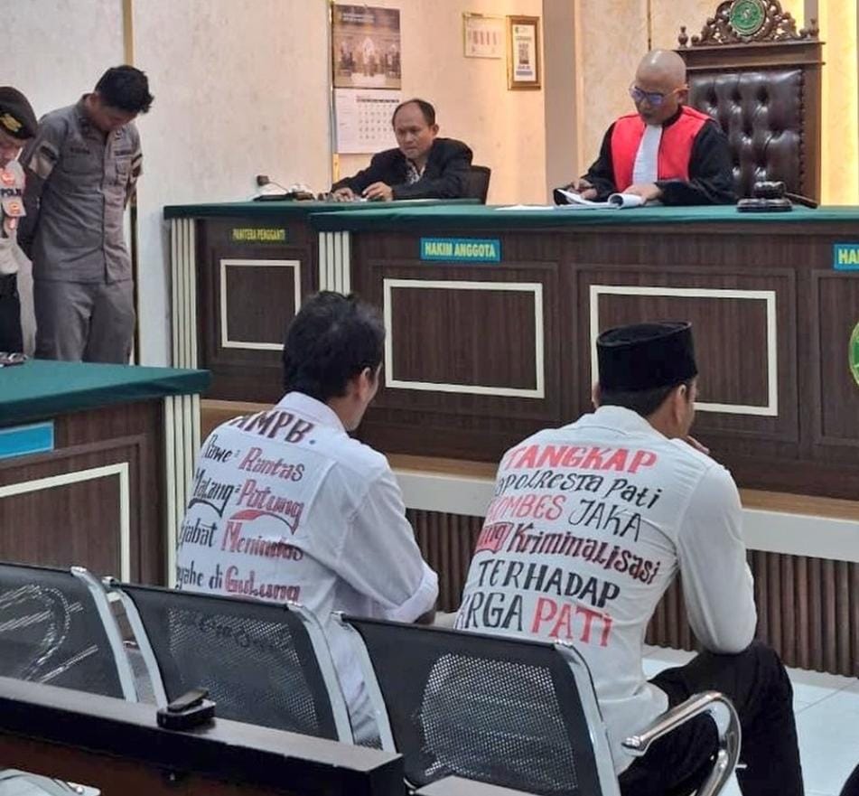 Vonis 6 Bulan Pengawasan, Botok dan Teguh Bebas dari Tahanan