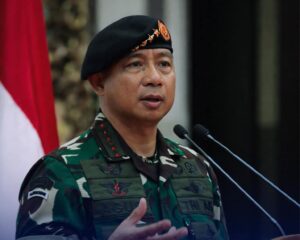 Revormasi Mundur, Atau Strategi Baru