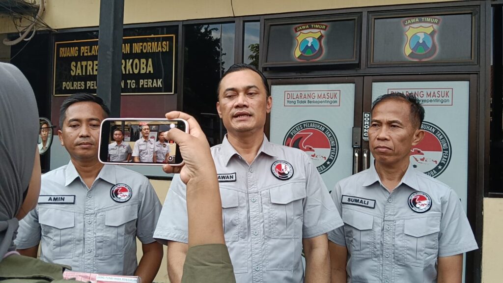 Satresnarkoba Polres Tanjung Perak Ungkap Jaringan Pengedar Sabu