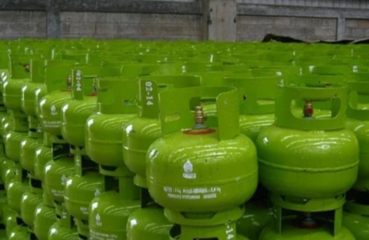 Harga Elpiji 3 Kg Melonjak, Warga Sampang Tertekan