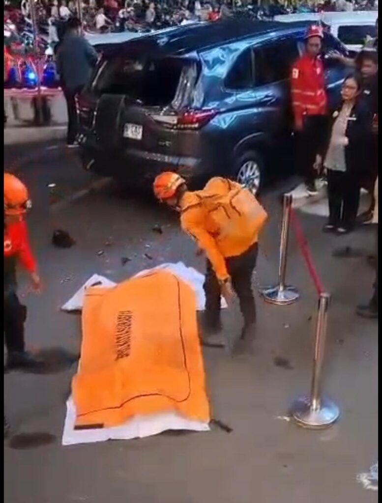 Pemuda Tewas Diduga Lompat dari Lantai 20 Hotel