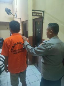 Cleaning Service Curi Perhiasan Emas di Pasar Atom Surabaya