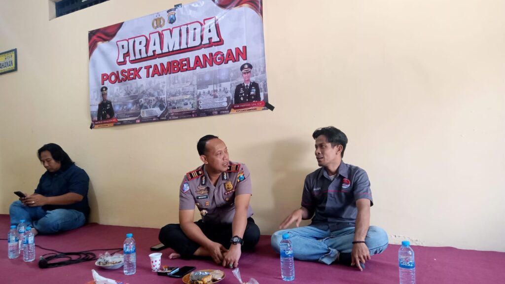 Jajaran Polsek Tambelangan Perkuat Sinergi dengan Insan Pers