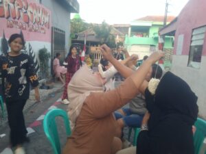 Di Mrutukalianyar RT 08? Ibu – ibu Mendadak Berkumpul Dan Teriak Histeris
