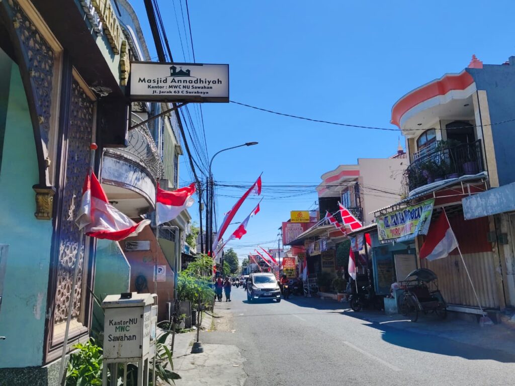 Diduga Penjualan Miras Berkedok Warung Kelontong Di Putar Jaya