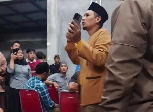 Diduga Peras Warga Soal Judol, Dua Polisi Hampir Diamuk Massa