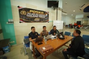 Polres Pelabuhan Tg Perak, Dirikan Posko Korban KM Virgo Transport 8