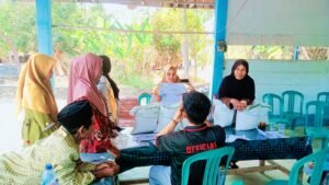 Desa Birem Salurkan Bantuan Beras Bulog di Setiap Dusun