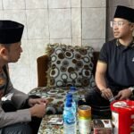 Awali Tugas di Pasuruan, Kapolres AKBP Irawan Setyono Ngopi Bareng Gus Romy Syib di PP Daruttauhid 