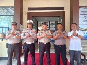 Kapolres Kunjungi Polsek Kenjeran, Kapolsek Tekankan Disiplin